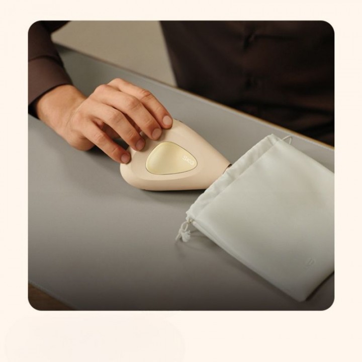 súng massage cơ cầm tay SKG F3-3 nhỏ gọn